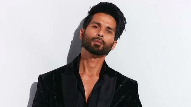 Shahid Kapoor Explained his Comment Said there should be no boundaries in Indian art and artists