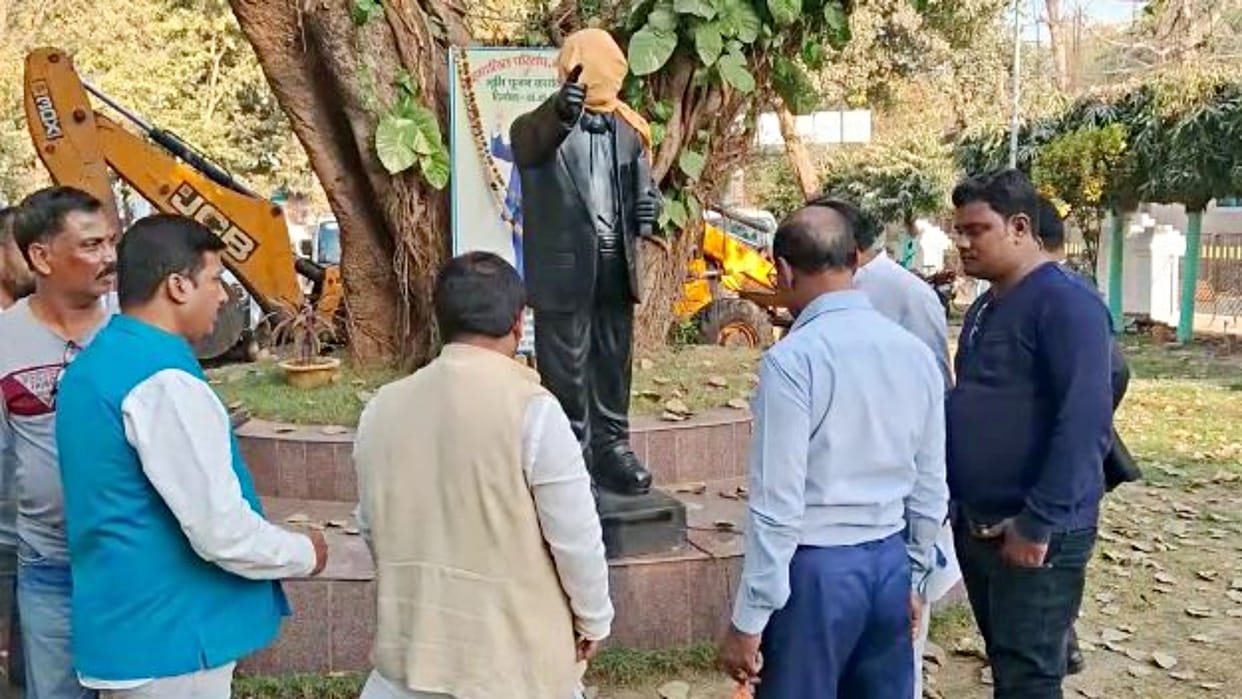 Bhagalpur Uproar over installation of statue of Bhimrao Ambedkar in Bhagalpur