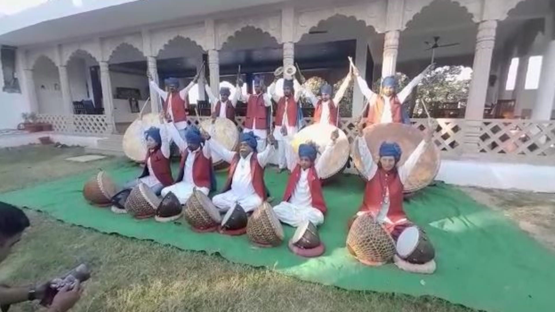 Rajasthan Famous Nagara player Nathulal Solanki honored with Sangeet Natak Akademi Award by President