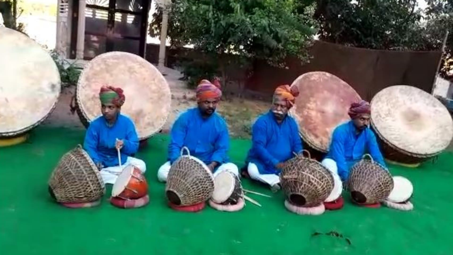 Rajasthan Famous Nagara player Nathulal Solanki honored with Sangeet Natak Akademi Award by President