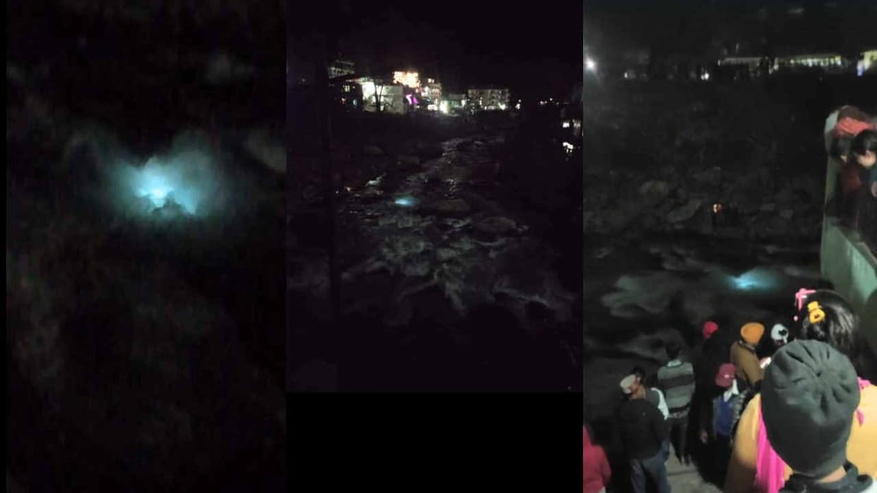 Crowd gathered to see the shining light in Parvati river late in the evening