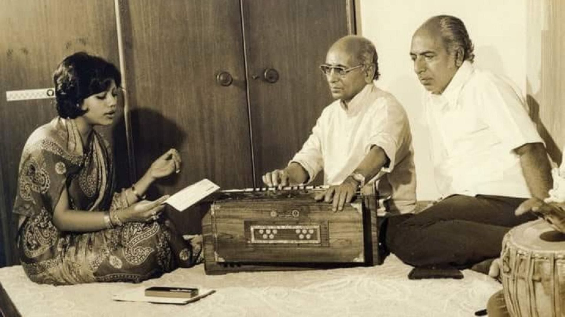 Naqsh Lyallpuri Birth Anniversary interesting facts from son Rajan how song written by him has Gulzar name