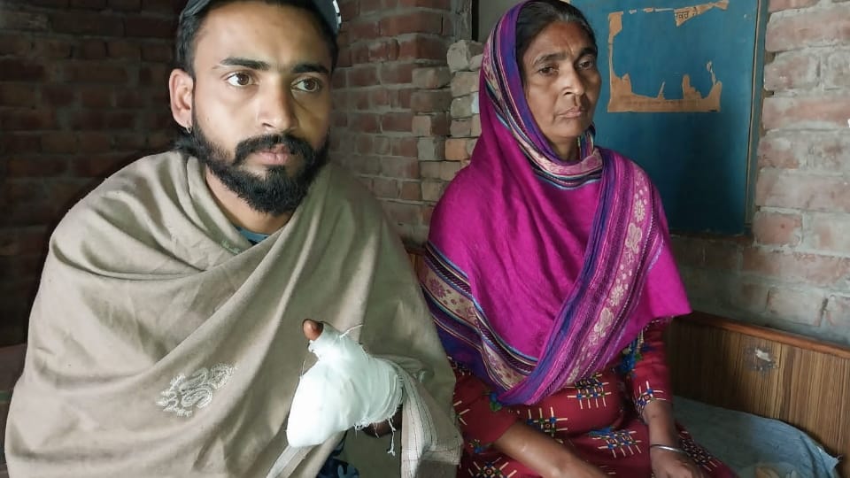 Mohali: fingers of young man cut in Mohali