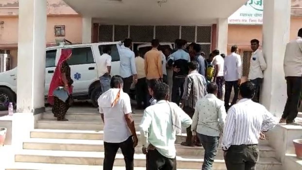 Rajasthan Pickup returning from condolence meeting in Nagaur overturned three women died in accident