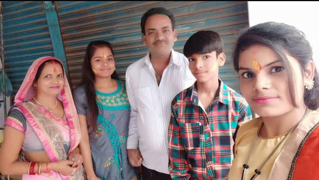 Traders only son dies due to electrocution in sonbhadra iron door becomes death of reason
