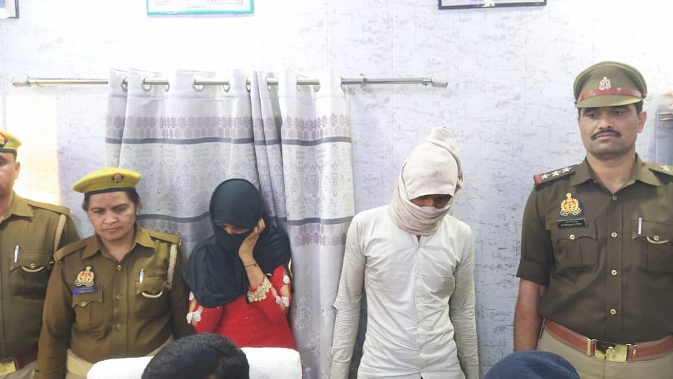 woman killed son in llicit relationship in firozabad up crime news