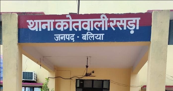 BSP workers got angry after singing an objectionable song on Mayawati by bhojpuri singer pramod premi