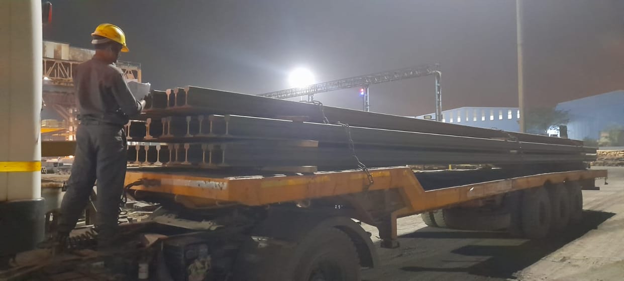 Bhopal News: The work of laying tracks in Bhopal Metro will start from March, the first consignment leaves for