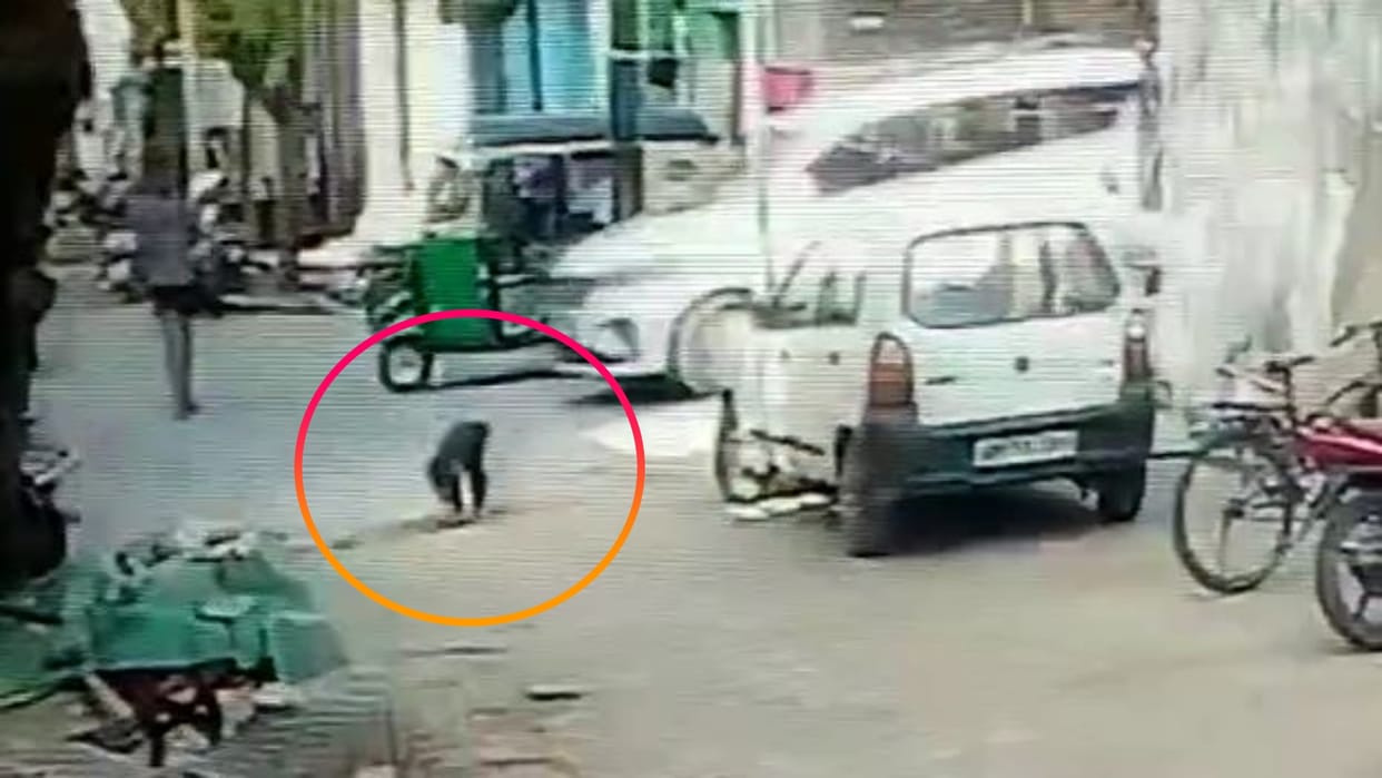 Ujjain Cart wheel passed over innocent child in Ujjain