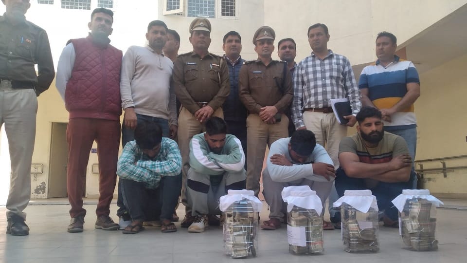 Driver himself tried to grab cash of Rs 20 lakh from the businessman In Kaithal
