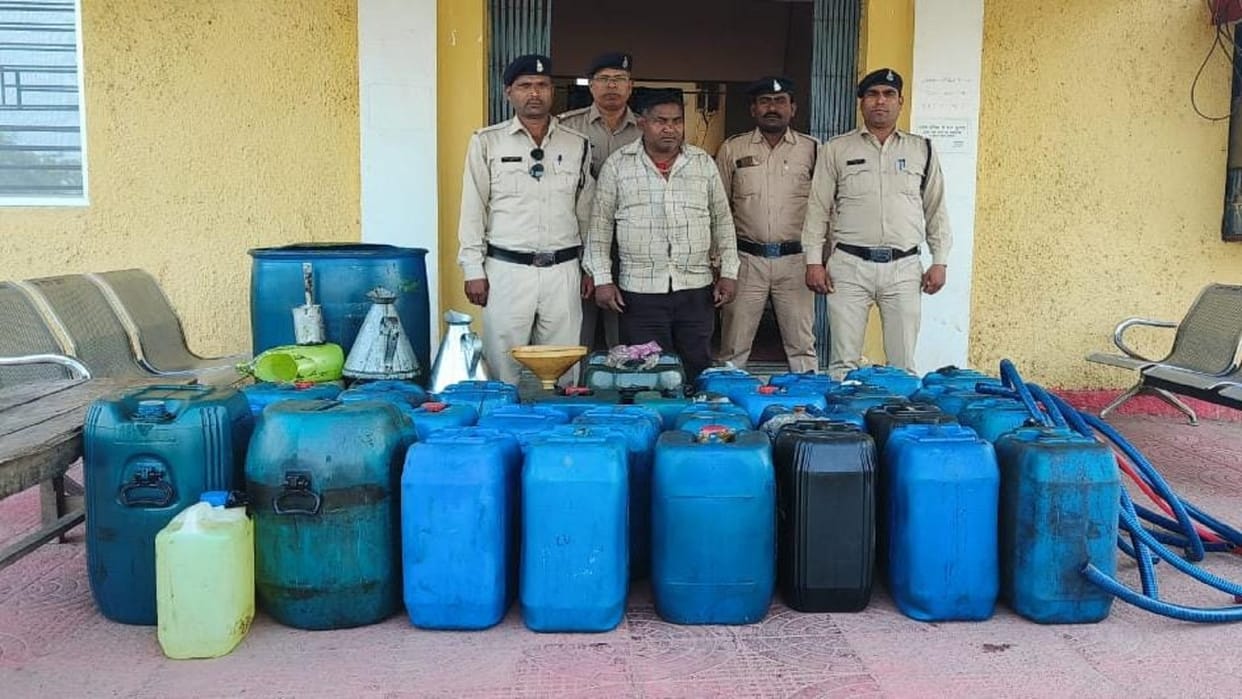 big police action in Chhattisgarh Janjgir-Champa, 1160 liters of stolen diesel recovered