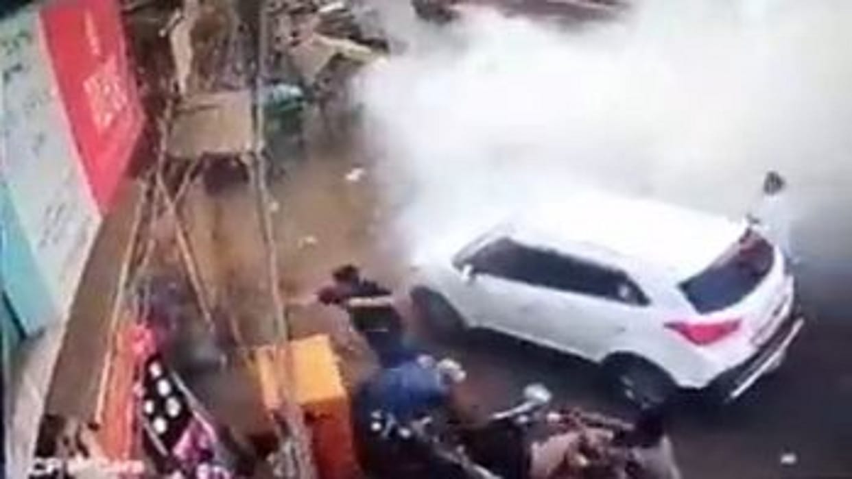 Blockade in search of shooters, district borders sealed, police apprehensive