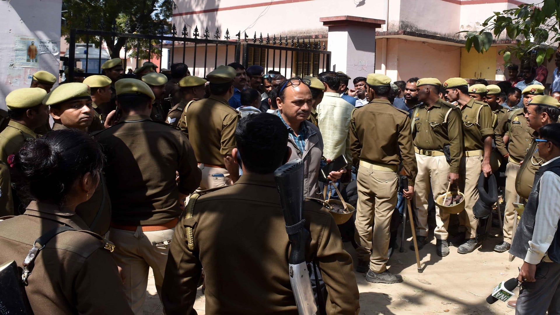 FIR on sons including Atiq Ahmed, brother Ashraf, wife Shaista in Umesh Pal murder case
