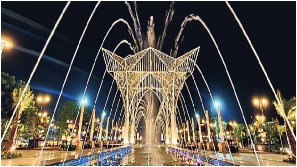 Rose Show organized in Jaipur City Park 400 varieties of roses will be seen together