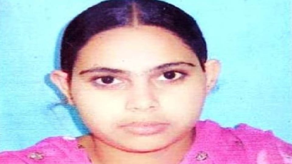 Married woman dies in suspicious circumstances, husband accused of killing her by drinking acid