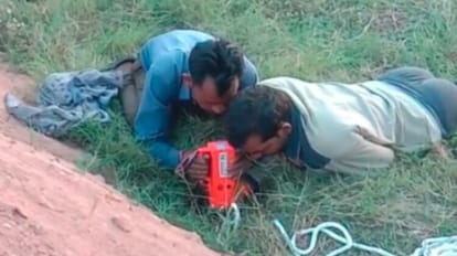 छतरपुर जिले में तीन साल की बच्ची खुले बोरवेल में गिर गई।