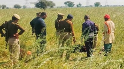 घटनास्थल पर मौजूद पुलिस एवं परिजन