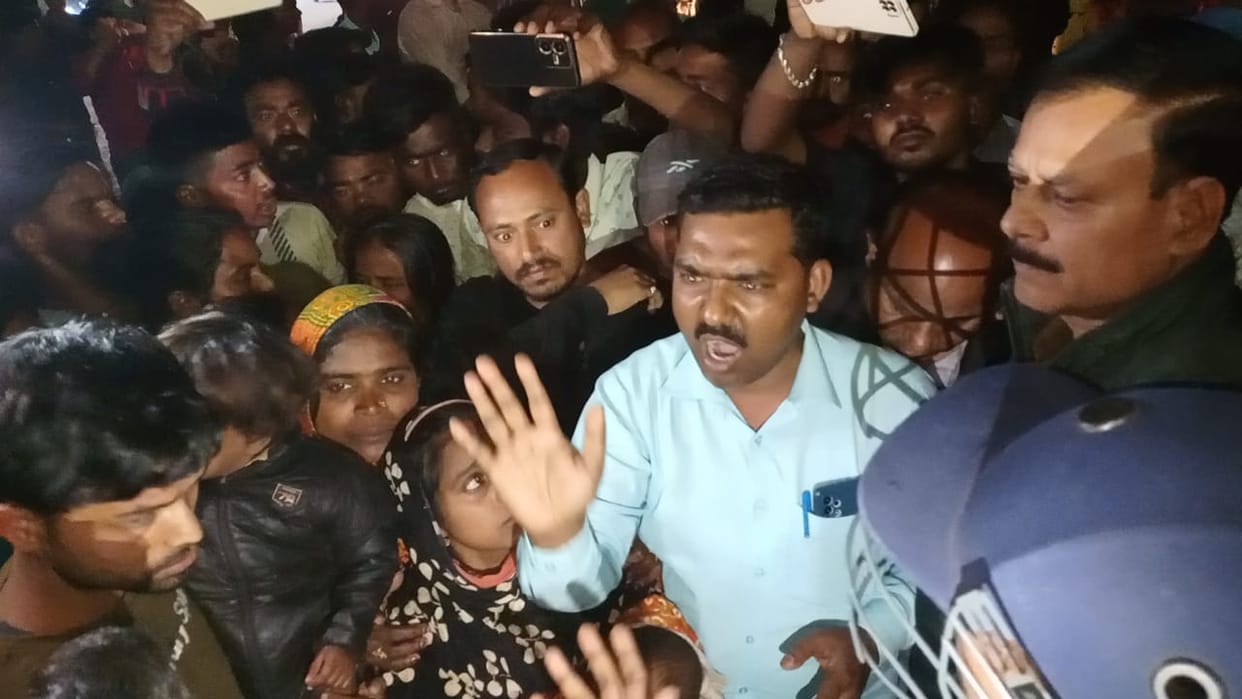 young man died due to hit by truck in ballia angry people created ruckus