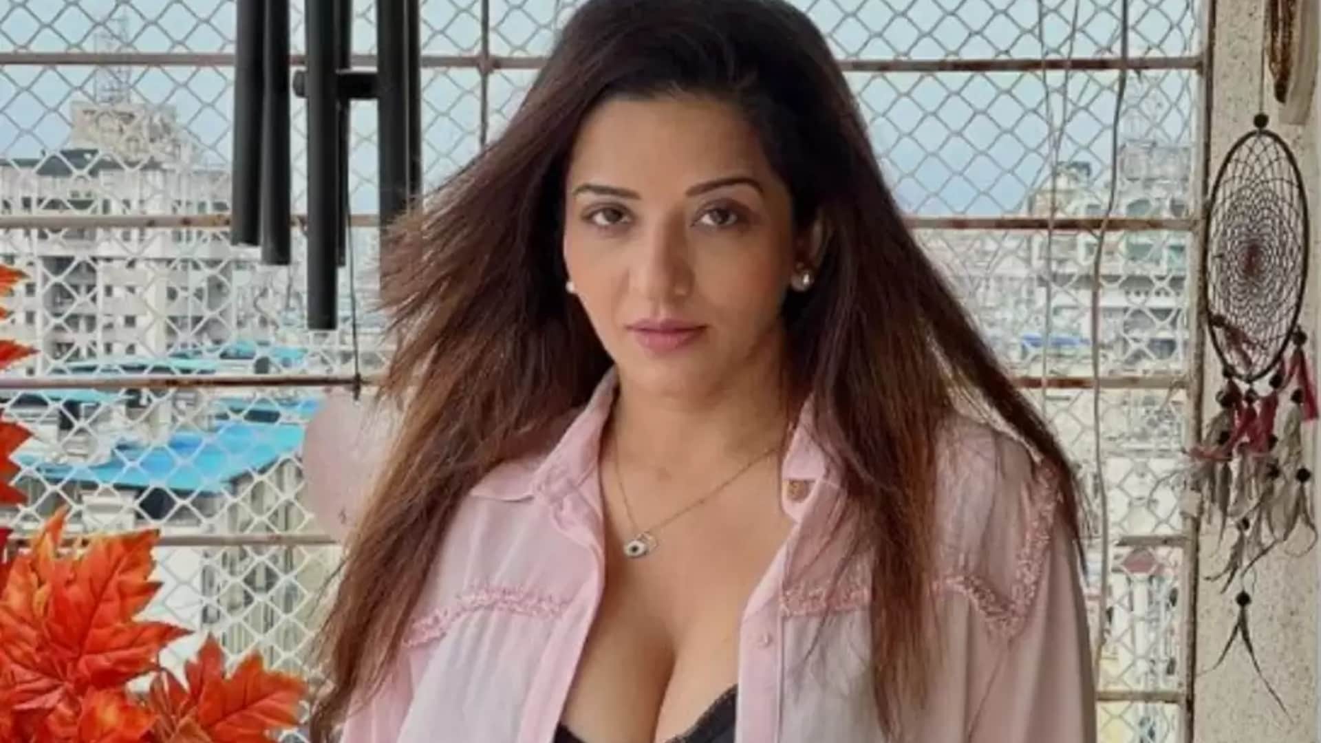These Actresses who Played Ghost Role In Bollywood From Mahira Sharma Konkona Sen Sharma Jasmine Dhunna