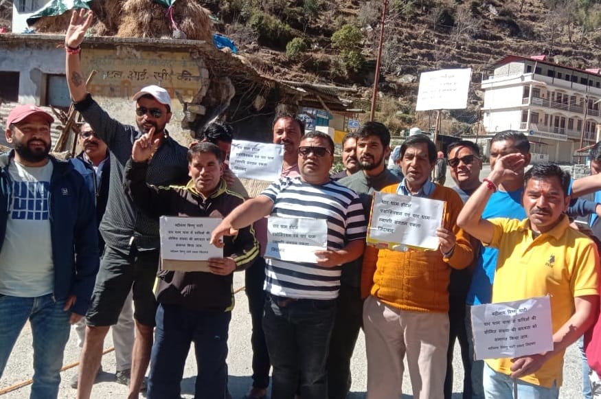 Char Dham Yatra 2023: Traders and Priests protest against Pilgrims number limit