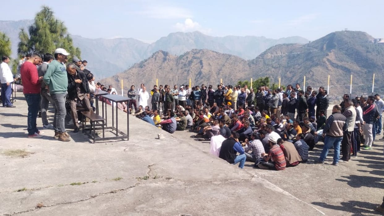 Bilaspur News: truck operators meeting with ultratech cement plant management