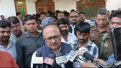 Siddharth Nath said Whether SP MLA Pooja Pal will testify or not
