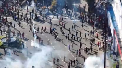 श्रीलंका में विपक्षी दलों का प्रदर्शन