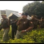 अफसरों ने मृतक सिपाही को दी अंतिम विदाई