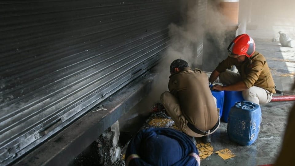 Fire broke out due to short circuit in Glass Traders showroom in Sector 26 of Chandigarh