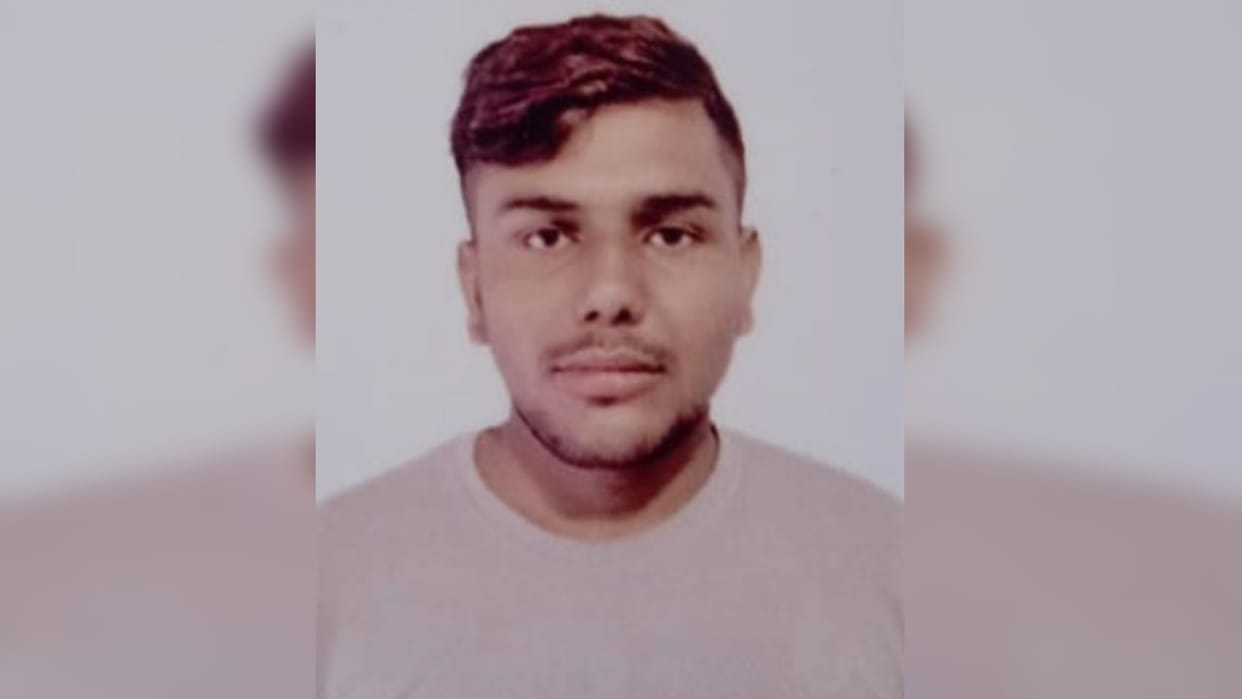Baghpat: student  went to water the field died after coming in contact with a broken power line wire