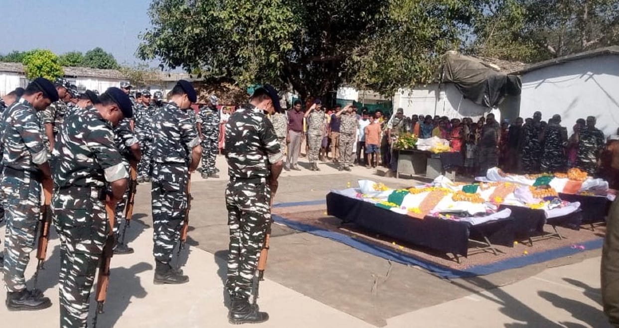 Chhattisgarh: Coffins not given to dead bodies of DRG jawans martyred in the naxal attack, CRPF helped