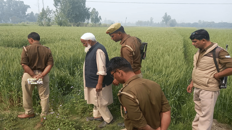 Miscreants shot the marriage hall operator in Moradabad