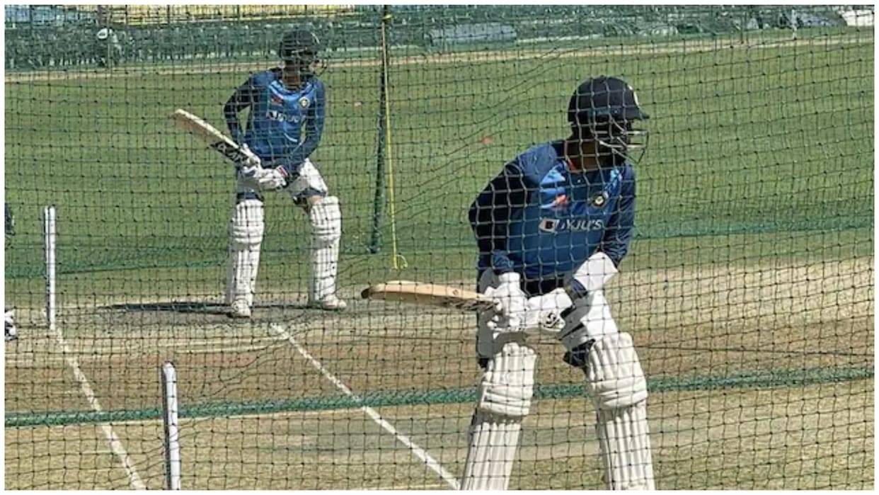 India vs Australia 3rd test: KL Rahul And Shubman Gill Fighting For Same Spot Practice Simultaneously In Nets,