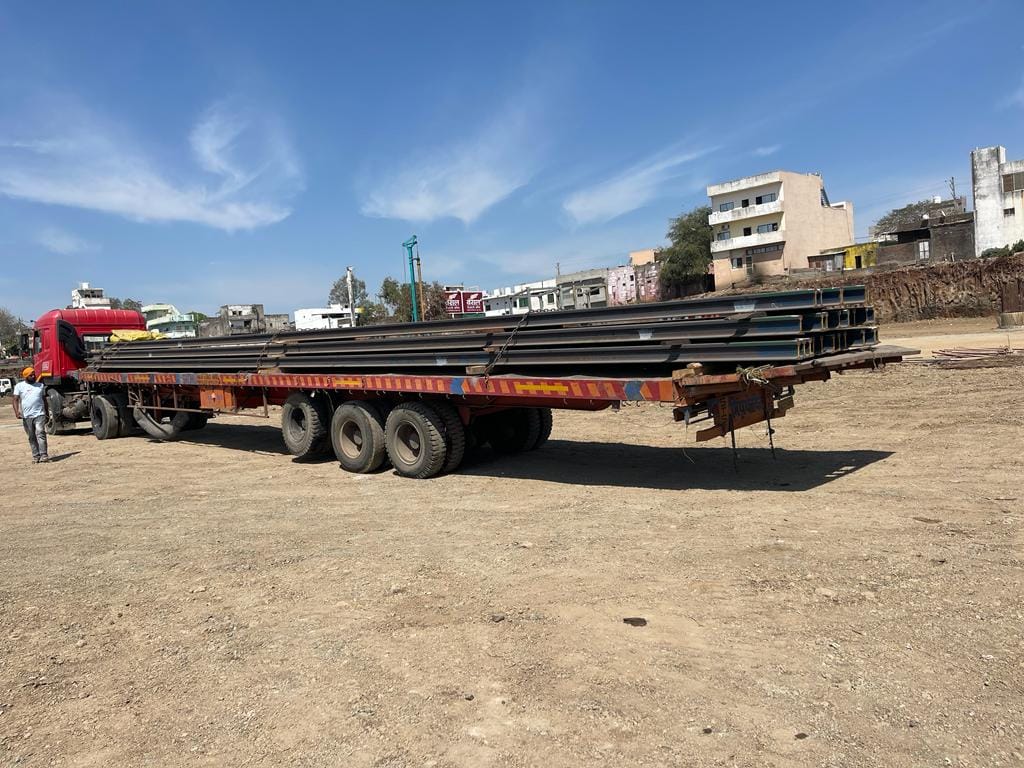 The first batch of tracks arrived in Indore, now the work of metro train will pick up speed