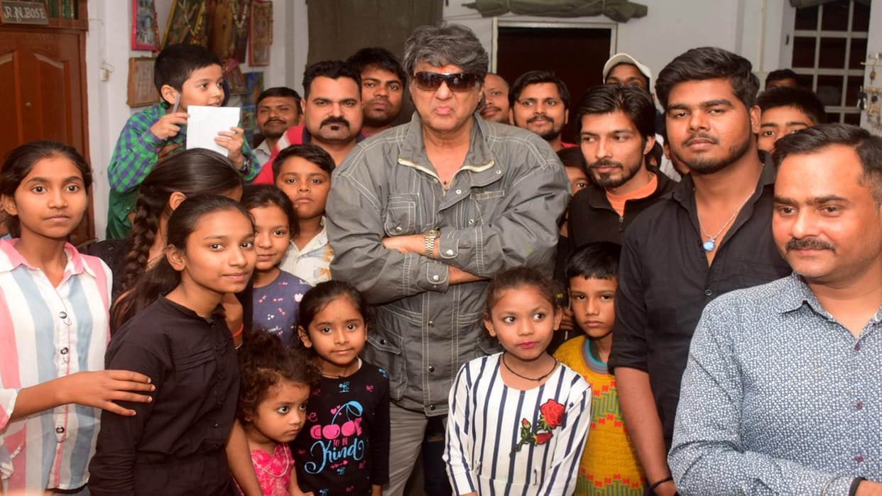 Actor Mukesh Khanna reached Prayagraj, will join the padyatra today