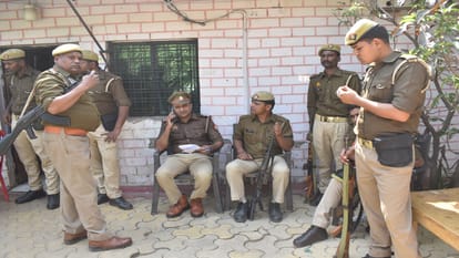 From Atiq's house to the office, the police cordoned off the barricade, the force of five police stations in t
