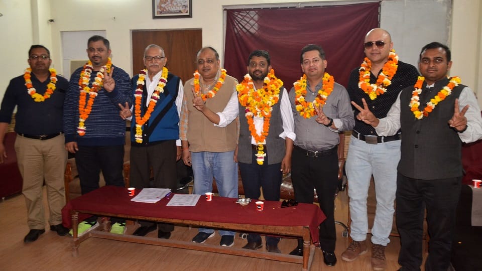 Dr. Vibhav became president of PDA Dr. Abhishek again secretary