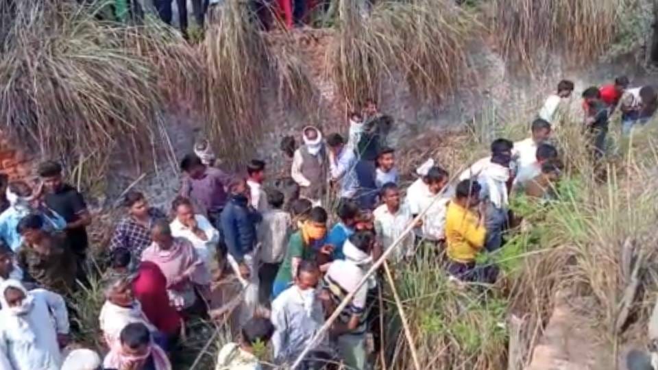 woman murdered her husband along with her lover In Mathura