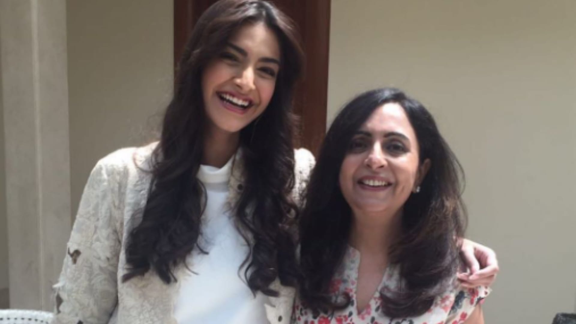 Sonam Kapoor Share Some Photos Of Mother in Law Priya Ahuja On Her Birthday With Son Vayu