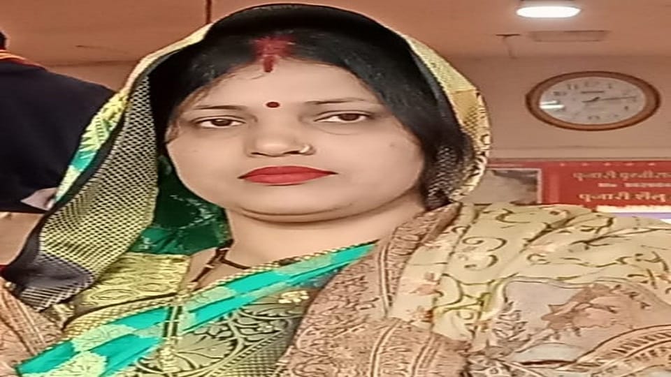 Bharatpur village head Neelam Devi honored by the President