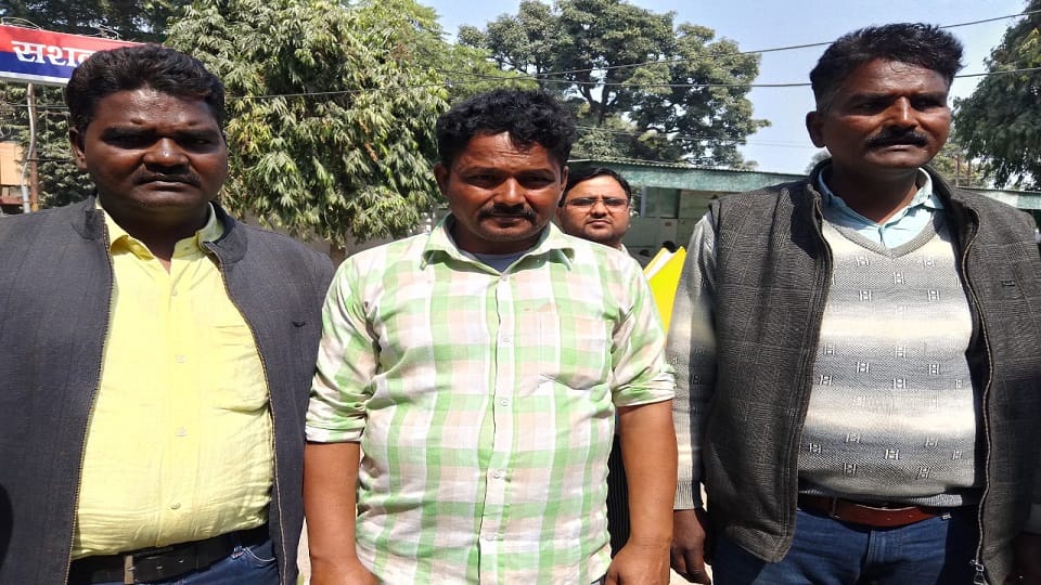Victims demand to dismiss the report against SP MLA in Bareilly