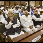 बिहार विधानसभा में बजट सत्र के दौरान नीतीश कुमार और तेजस्वी यादव।