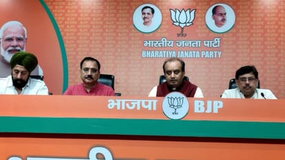 Manish Sisodia: भाजपा चलाएगी अभियान, दिल्ली के शराब घोटाले की देगी जानकारी भाजपा राष्ट्रीय प्रवक्ता सुधांशु त्रिवेदी और दिल्ली भाजपा अध्यक्ष वीरेंद्र सचदेवा