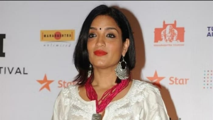 Sandhya Mridul: 30 साल बड़े नसीरुद्दीन संग संध्या ने कैसे किया रोमांटिक सीन? ऐसी हो गई थी जोधा बाई की हालत