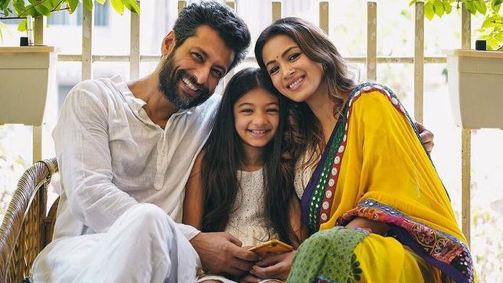 Barkha Bisht Indraneil Sengupta Wedding Anniversary of Famous Tv Couple Know About Their Love Story