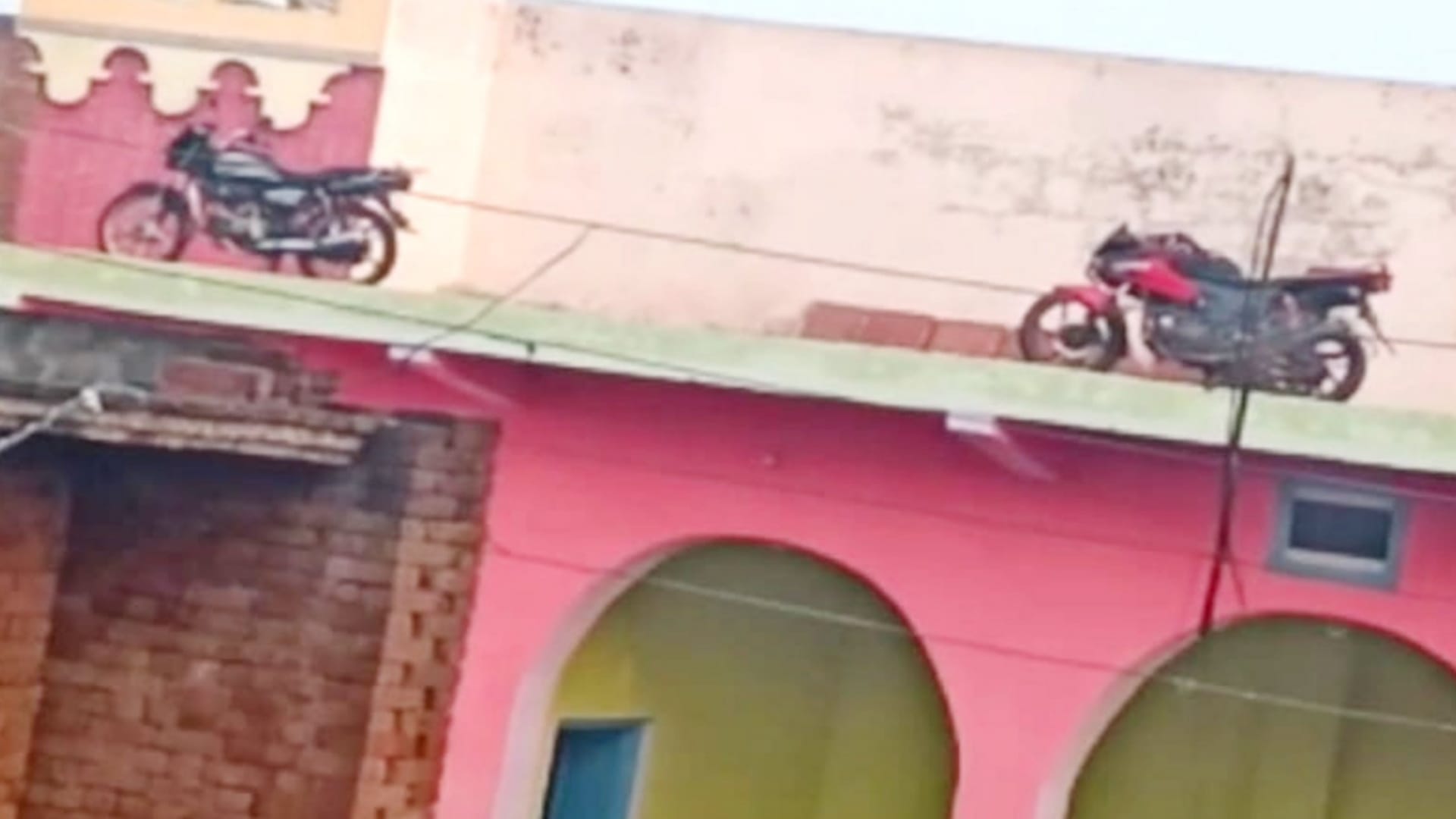 Holi: People in Baghpat park their cars, bikes and cycles on roofs on Holi festival