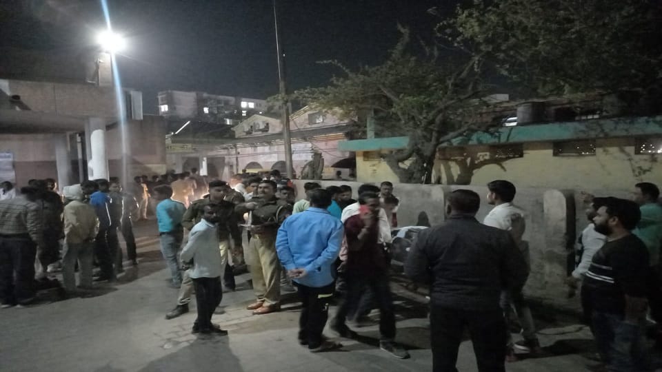 Late night accident in Etah Two youths killed two injured in a fierce bike collision