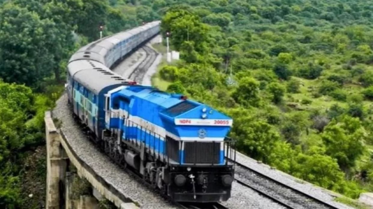 Bharat Gaurav special tourist train will run from Kolkata on May 20 to visit Jyotirlinga