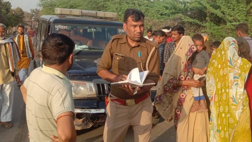 Cousin brother and sister died in canter collision in Agra