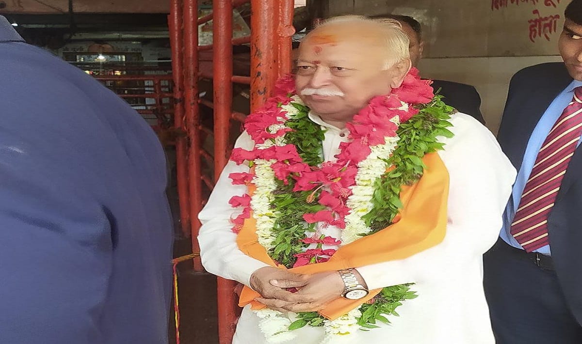 RSS chief Mohan Bhagwat will come to Varanasi on 18 July spend five days in company of saints